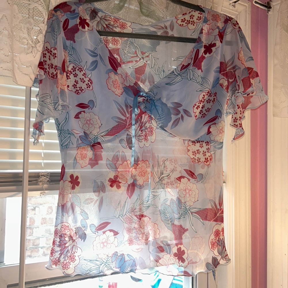 Vintage 2000s mesh floral summer top